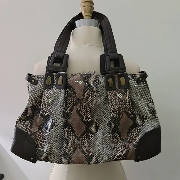 Jessica Simpson Stylish Snakeskin Patterned Tote Bag Never Used - Picture 1 of 3